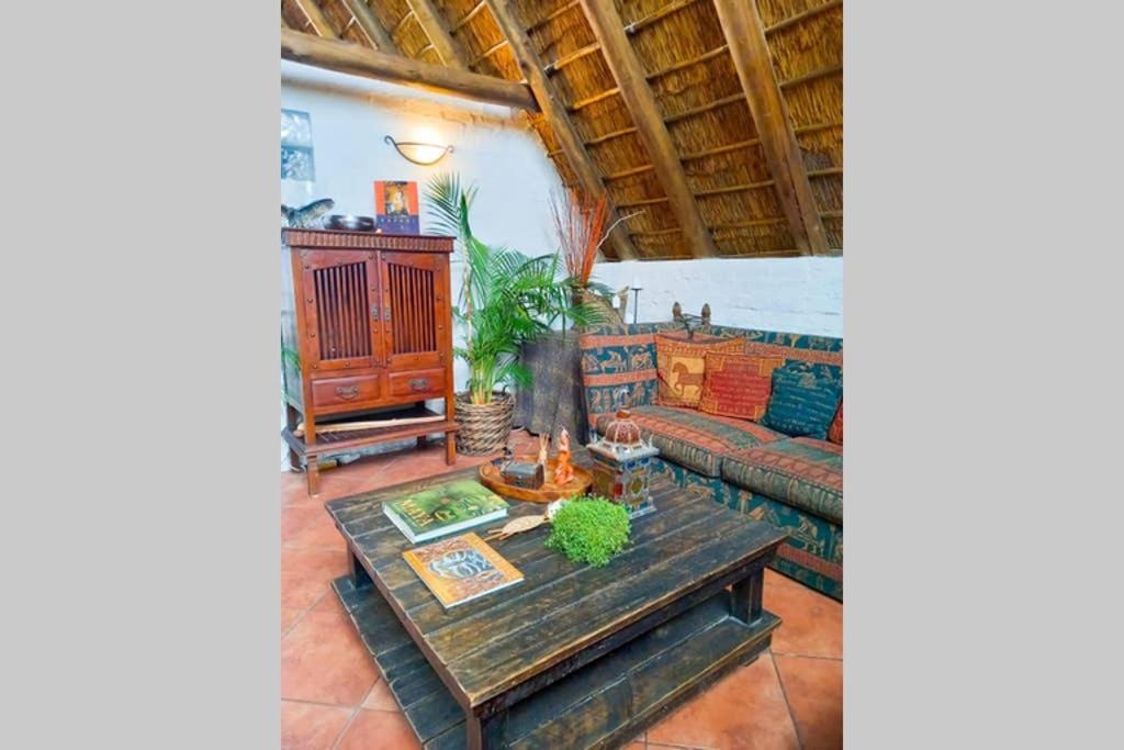 Pantera Lodge & Cheetah Cottage Johannesburg Exterior foto